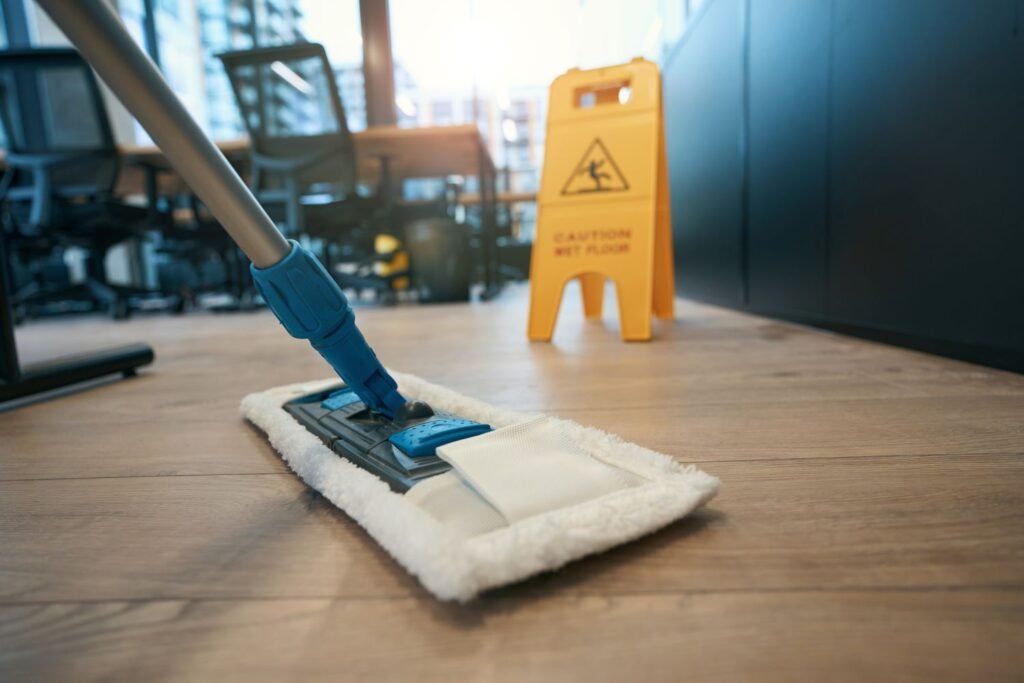 Benefícios dos Serviços de Limpeza Comercial para o Seu Negócio Jan-Pro do Brasil - Serviços de Limpeza Comercial