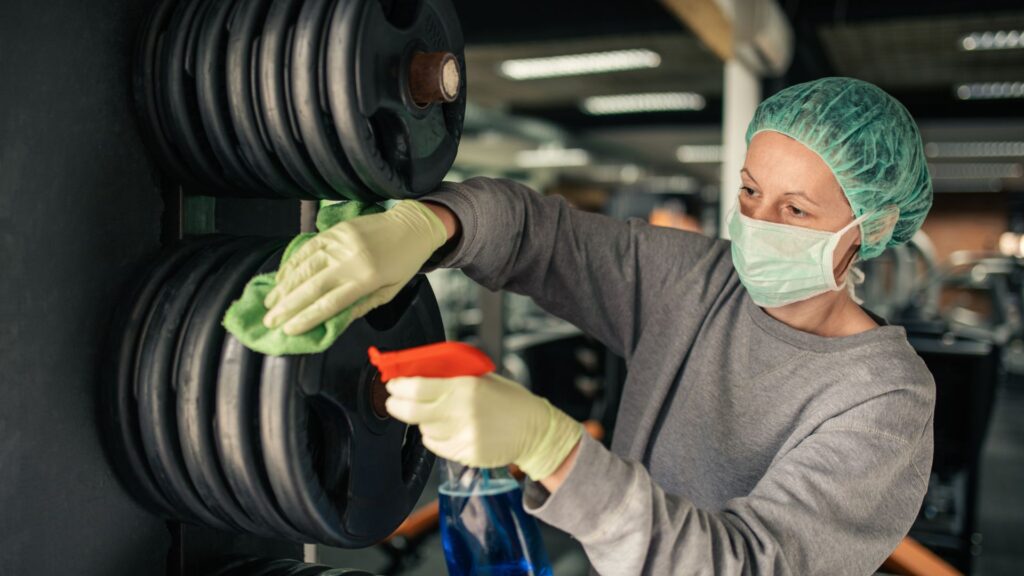 Empresa de Limpeza de Academias em Vitória ES Jan-Pro do Brasil - Serviços de Limpeza Comercial Jan-Pro Brasil: limpeza de academias em Vitória ES. Garantia de um ambiente seguro e saudável para seus clientes. Fale conosco!