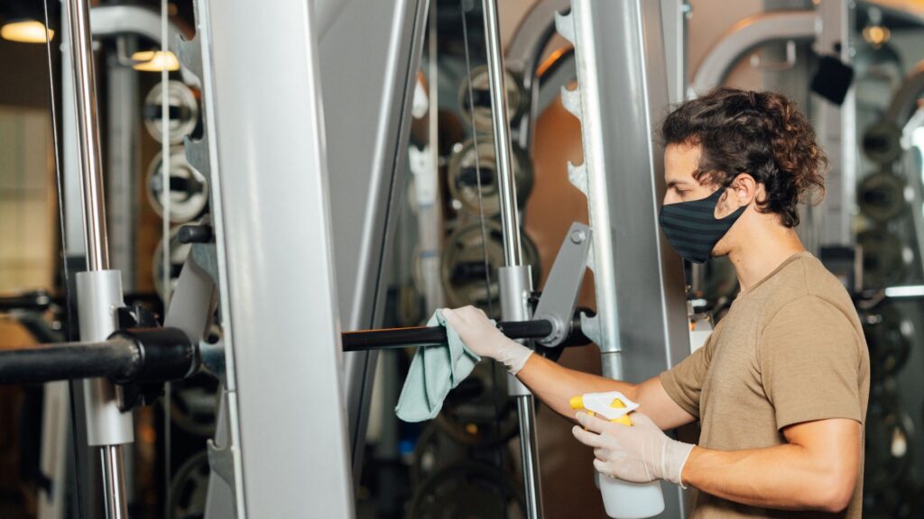 Empresa de Limpeza de Academias em Cariacica ES Jan-Pro do Brasil - Serviços de Limpeza Comercial Descubra como a Jan-Pro Brasil pode transformar a limpeza da sua academia em Cariacica com serviços personalizados e de qualidade.