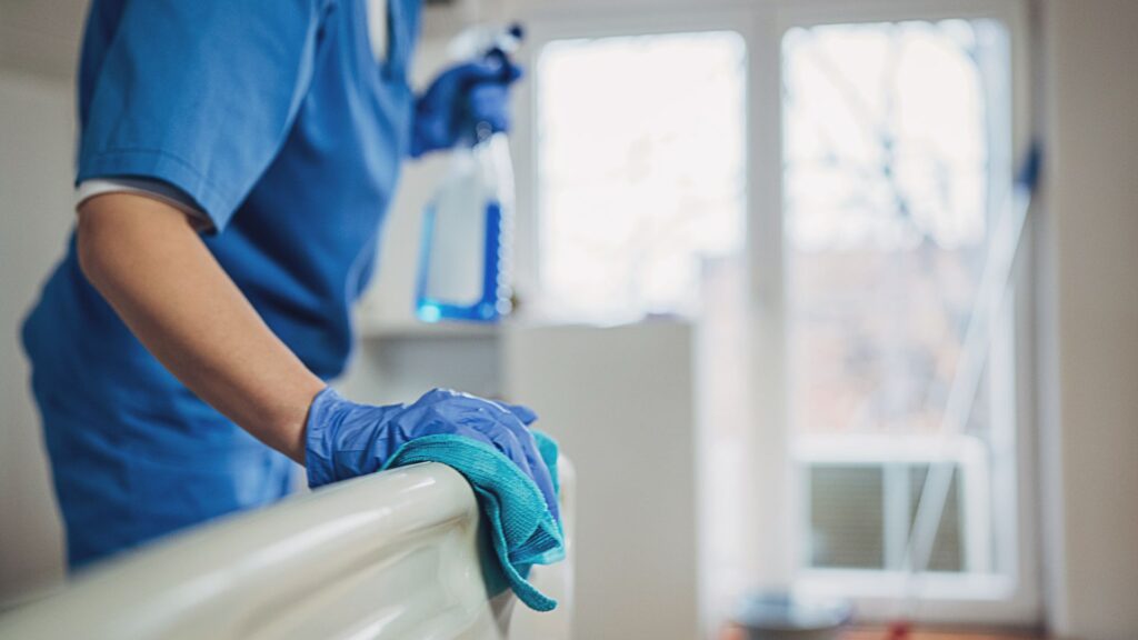 Jan-Pro Brasil oferece serviços de limpeza de clínicas médicas em Viana, ES. Conheça nossos serviços de qualidade e eficiência.